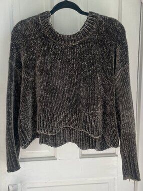 L.A. Hearts Chenille Knit Sweater – Size Small